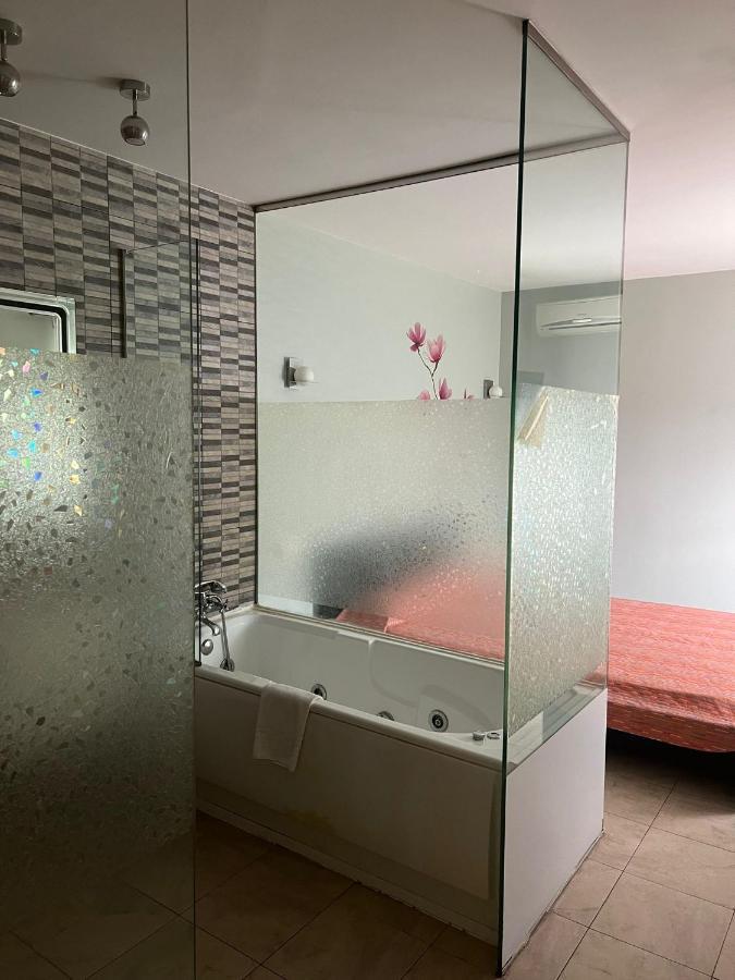 Hostal - Restaurante Asador Esperanza Huesca Kültér fotó